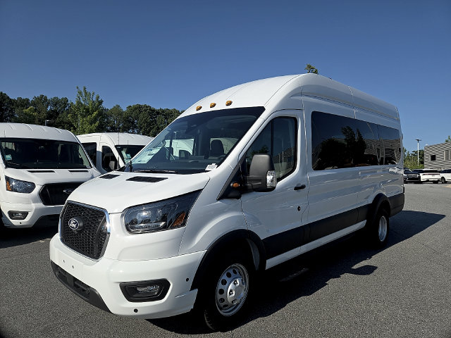 New 2026 Ford Transit Passenger Wagon XLT T-350 HD 148 EL High Roof XLT DRW RWD