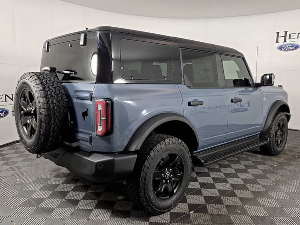 New 2025 Ford Bronco Outer Banks SUV