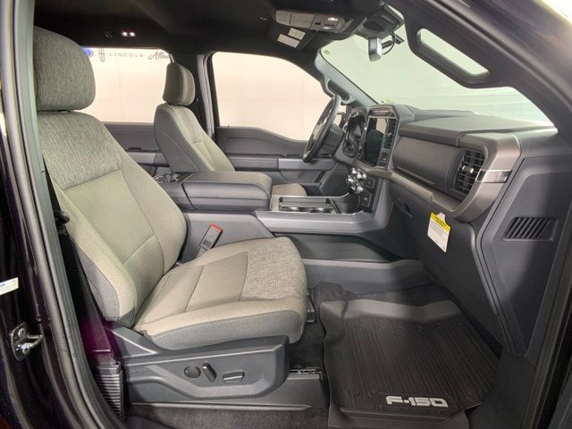 2025 Ford F-150 XLT - Photo 29