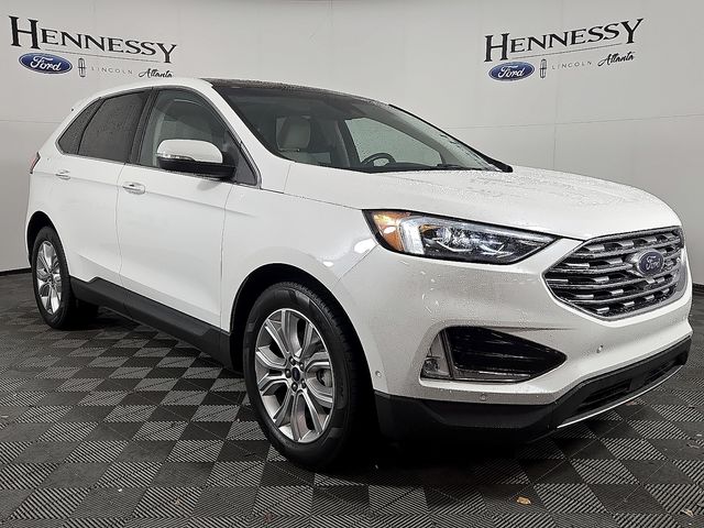 2020 Ford Edge Titanium photo 3