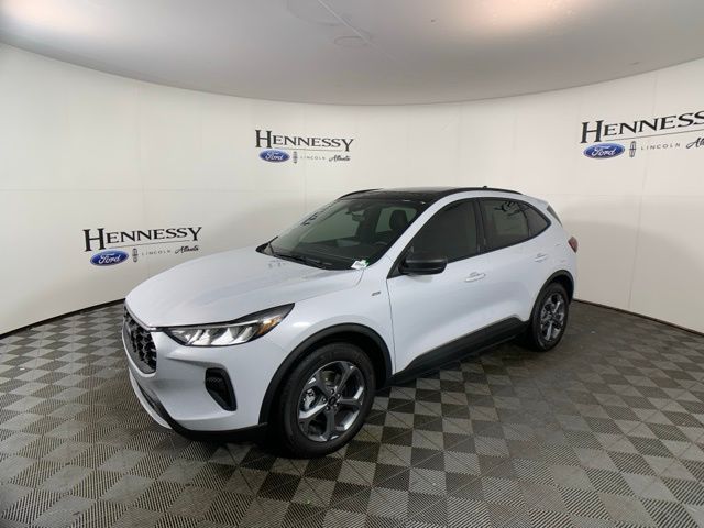 2025 Ford Escape ST-Line photo 2