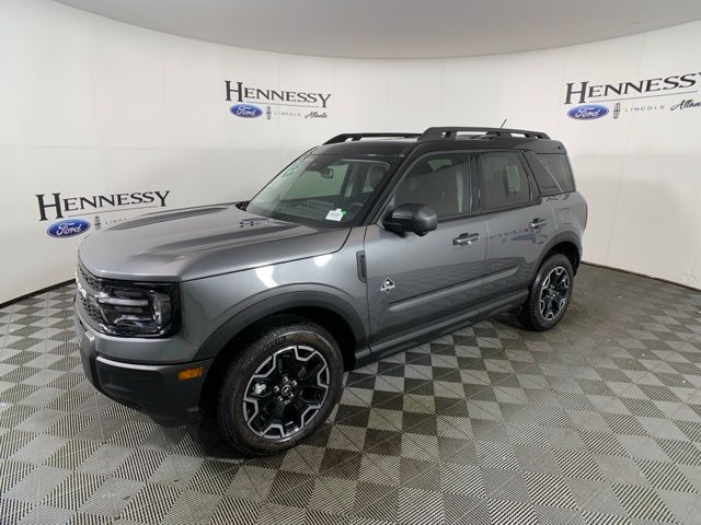 2025 Ford Bronco Sport Outer Banks photo 2