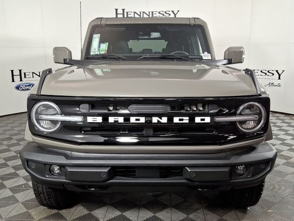 New 2025 Ford Bronco Outer Banks SUV