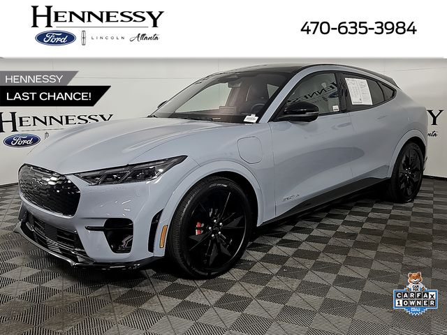 2025 Ford Mustang-Mach-e GT's photo