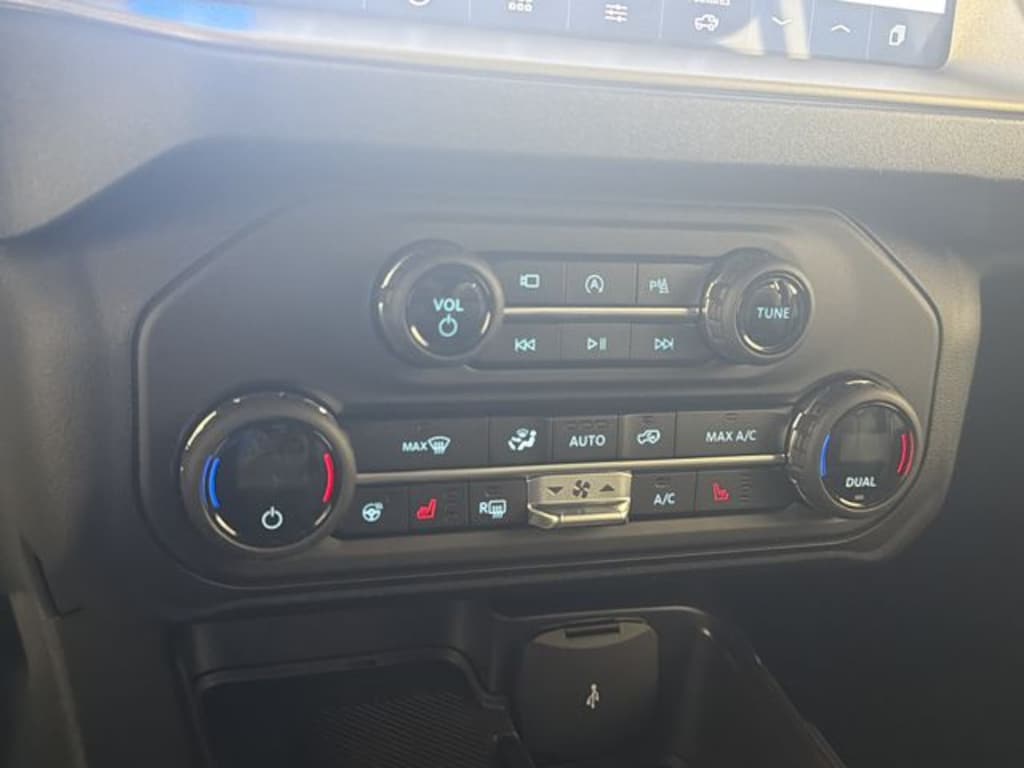 New 2026 Ford Bronco Outer Banks SUV
