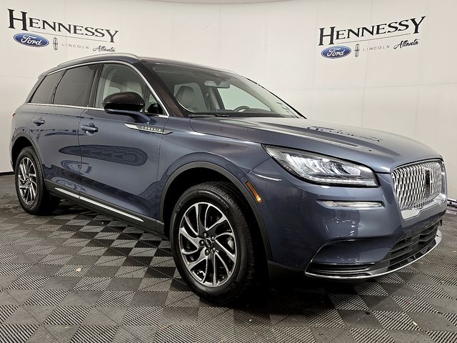 2022 Lincoln Corsair Standard photo 3