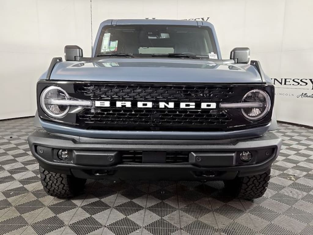 New 2025 Ford Bronco Outer Banks SUV