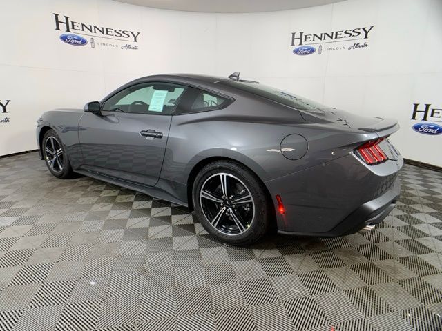 2025 Ford Mustang EcoBoost photo 4