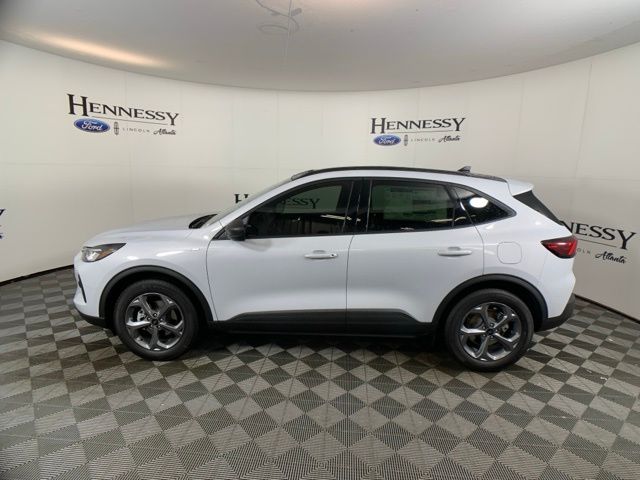 2025 Ford Escape ST-Line photo 3