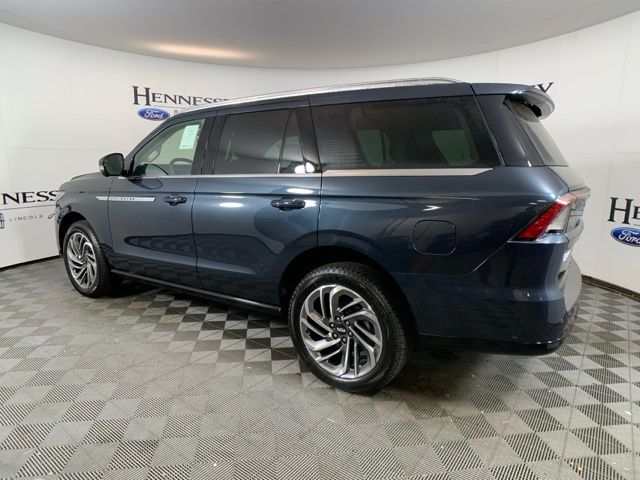2025 Lincoln Navigator Reserve photo 4
