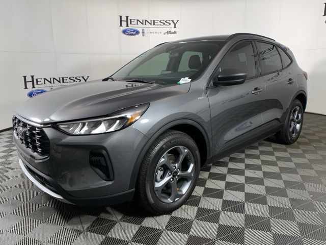 2025 Ford Escape Hybrid ST-Line photo 2