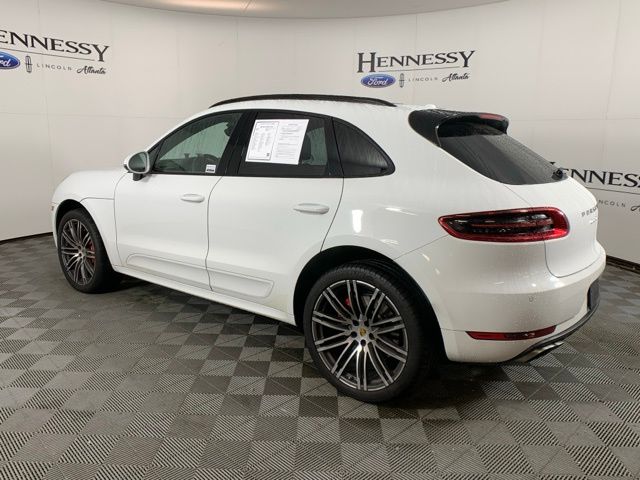 2018 Porsche Macan Turbo photo 3