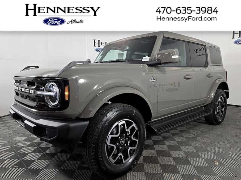 New 2025 Ford Bronco Outer Banks SUV