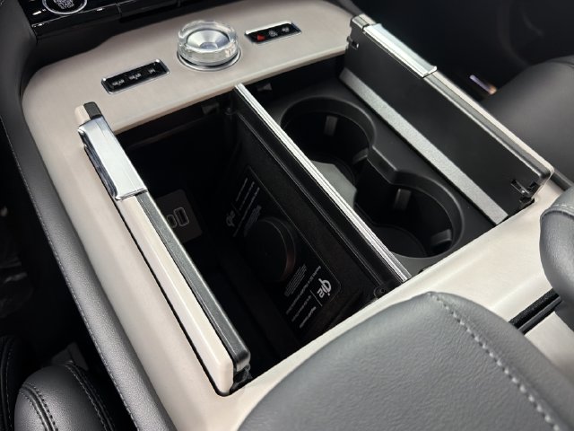 New 2027 Lincoln Navigator L Premiere SUV