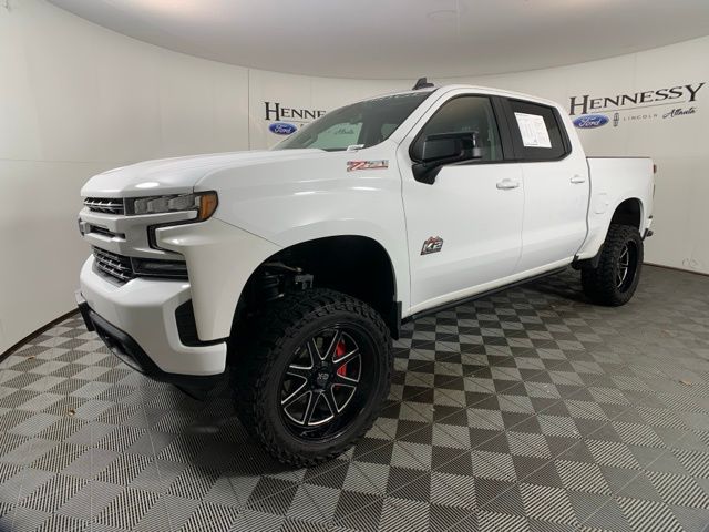 2020 Chevrolet Silverado 1500 RST photo 2