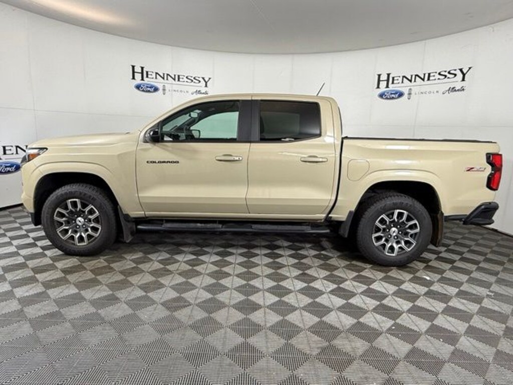 Used 2023 Chevrolet Colorado Z71 Truck