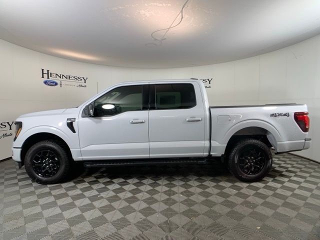 2025 Ford F-150 XLT photo 3