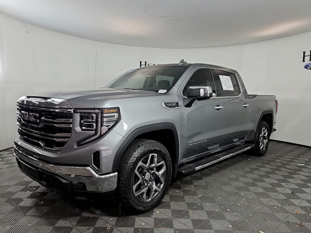 Used 2025 GMC Sierra 1500 SLT Truck