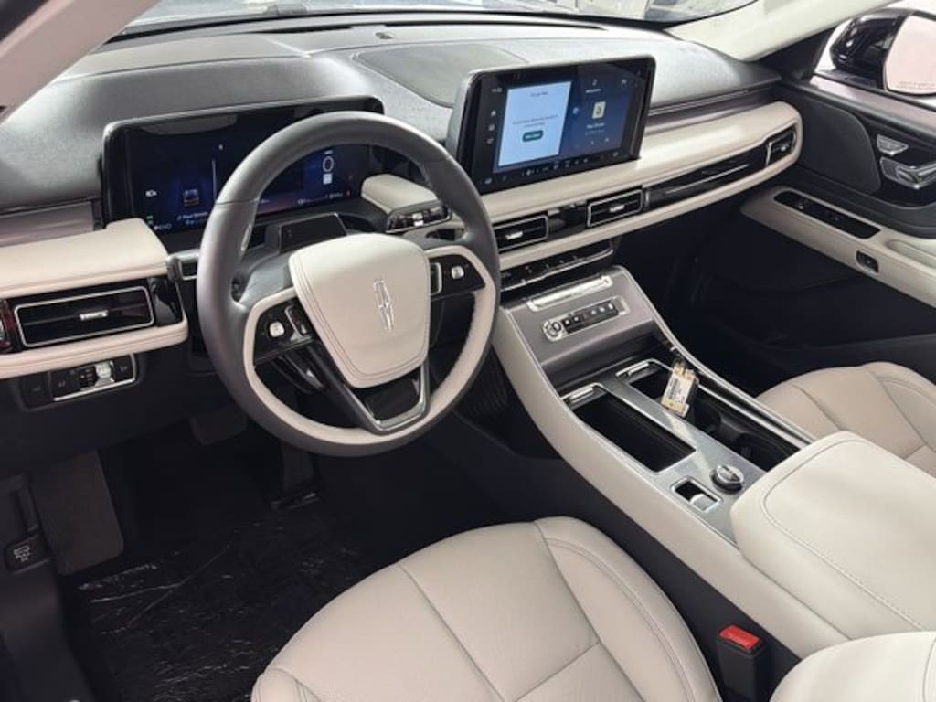 New 2026 Lincoln Aviator Premiere SUV