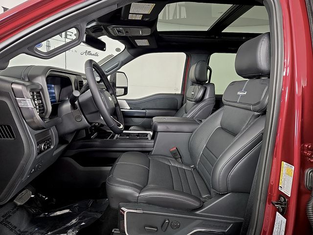 2026 Ford F-250 Super Duty Platinum - Photo 13