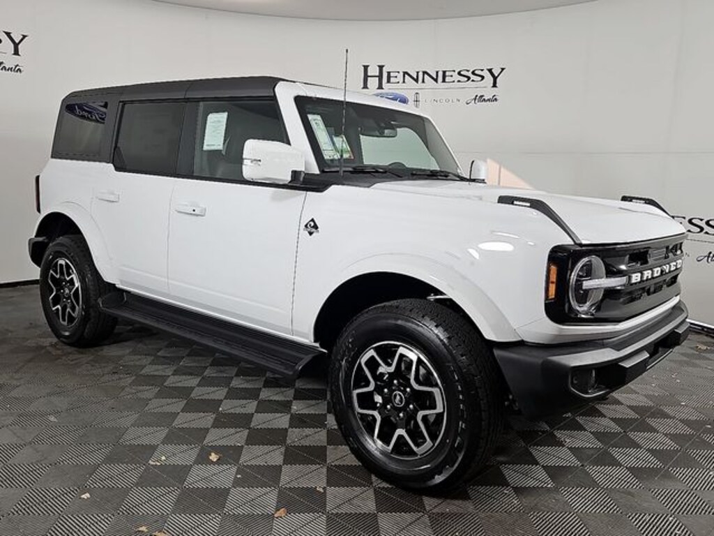 New 2025 Ford Bronco Outer Banks SUV