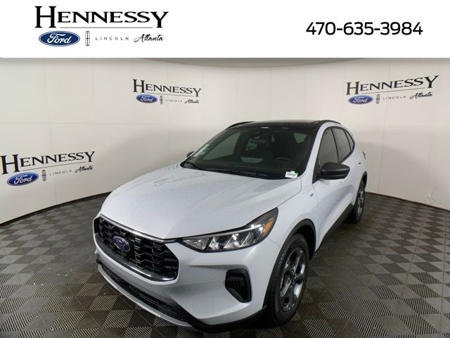 2025 Ford Escape ST-Line's photo