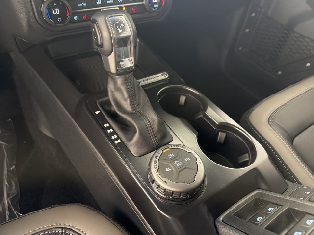 New 2026 Ford Bronco Outer Banks SUV