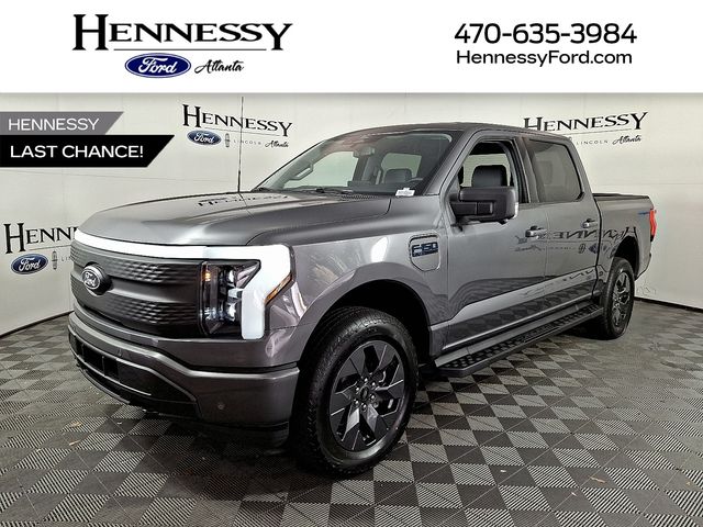 2025 Ford F-150 Lightning Flash's photo