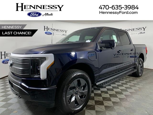 2025 Ford F-150 Lightning Lariat's photo