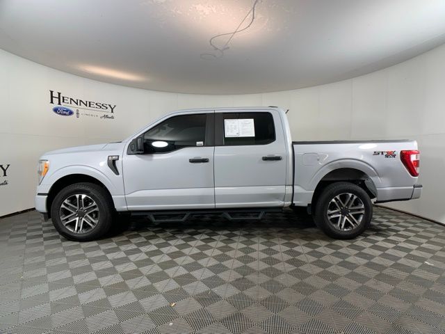 2022 Ford F-150 XL photo 3