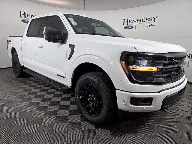 2025 Ford F-150 XLT photo 4