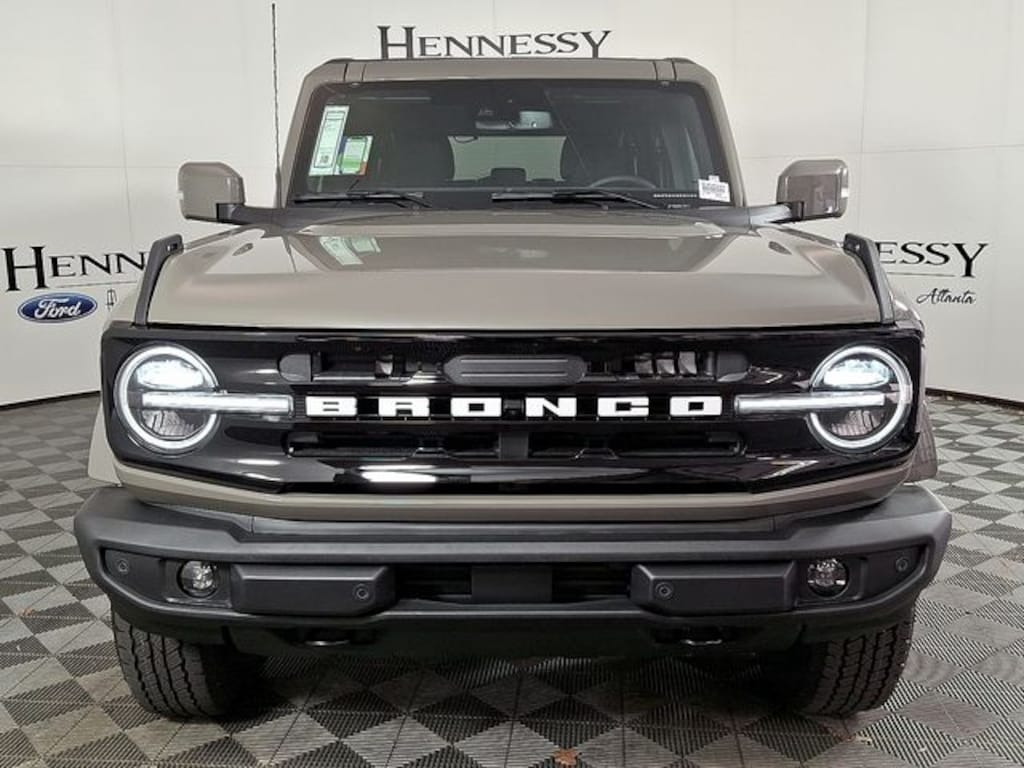 New 2025 Ford Bronco Outer Banks SUV