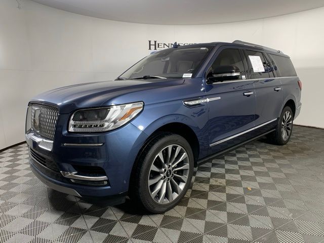 2018 Lincoln Navigator Select photo 2