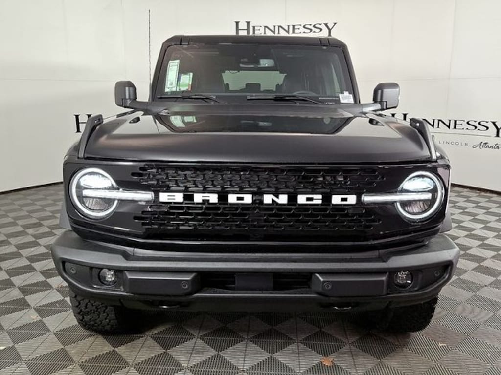 New 2025 Ford Bronco Outer Banks SUV