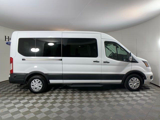 2025 Ford Transit Passenger Van XLT - Photo 9