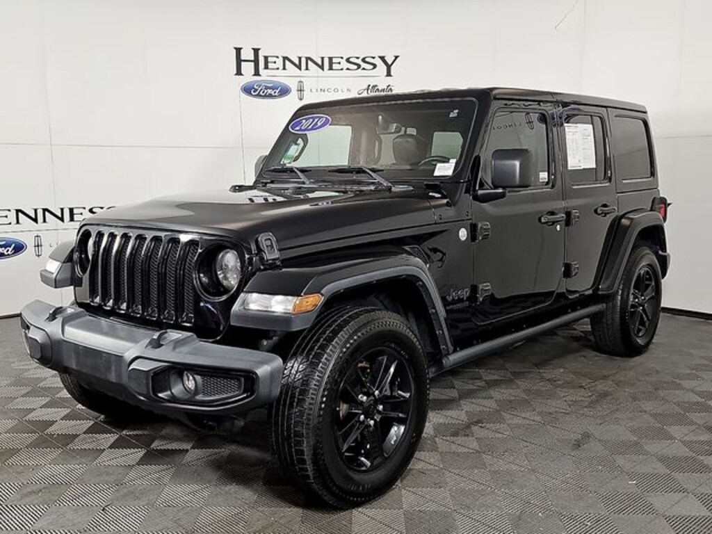 Used 2019 Jeep Wrangler Unlimited Sahara Altitude SUV