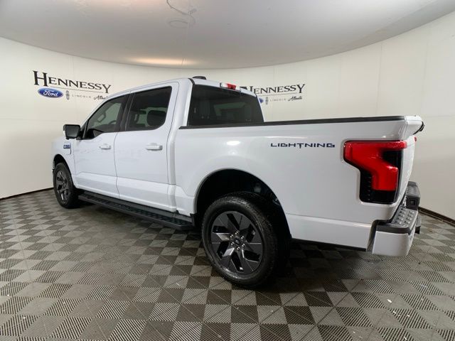 2025 Ford F-150 Lightning photo 4