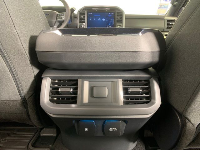 2025 Ford F-150 XLT - Photo 35