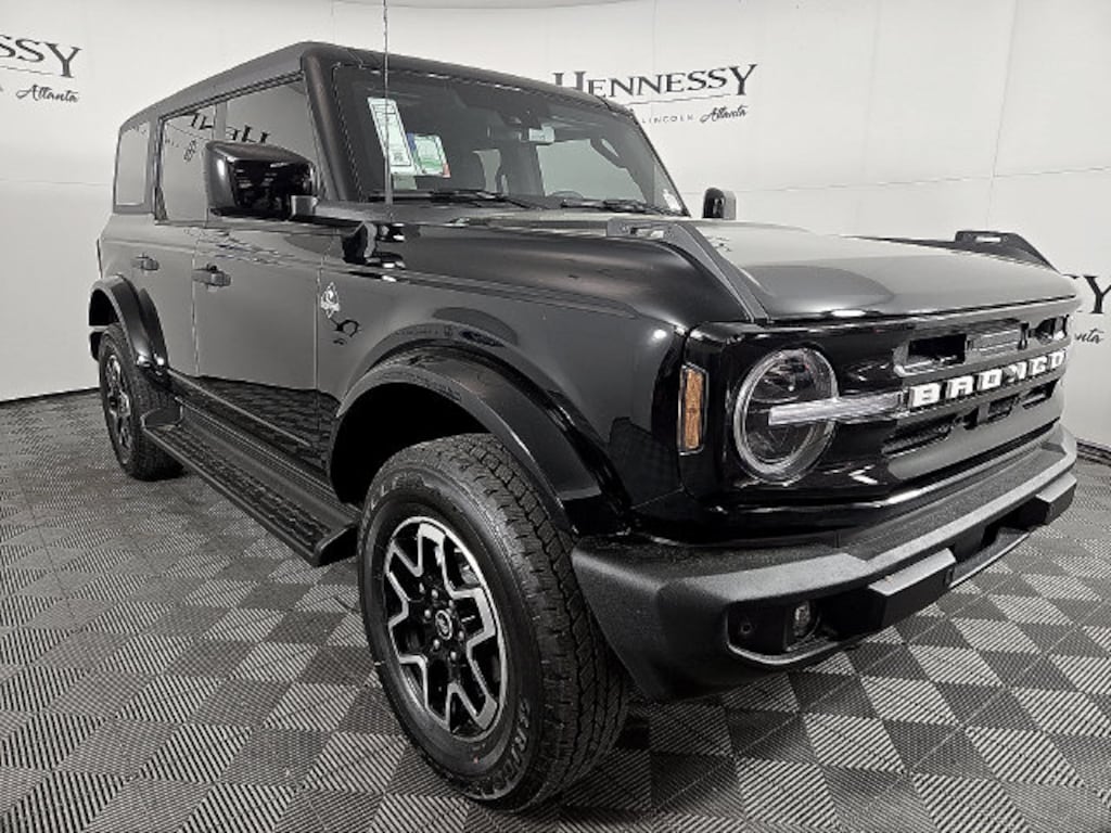 New 2026 Ford Bronco Outer Banks SUV