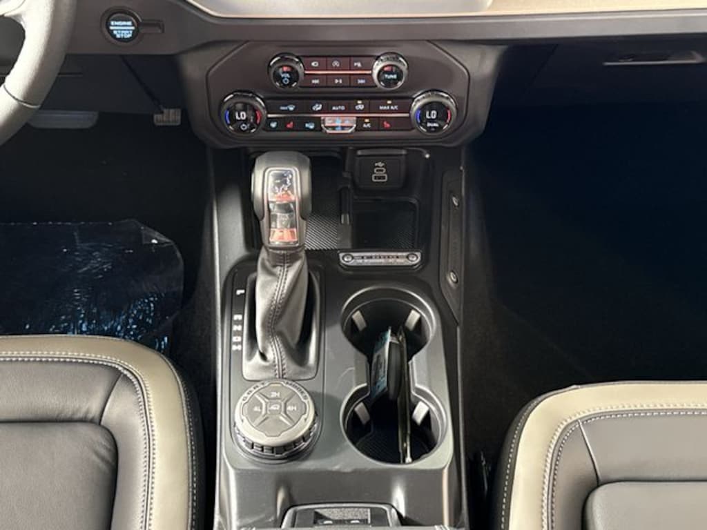 New 2026 Ford Bronco Outer Banks SUV