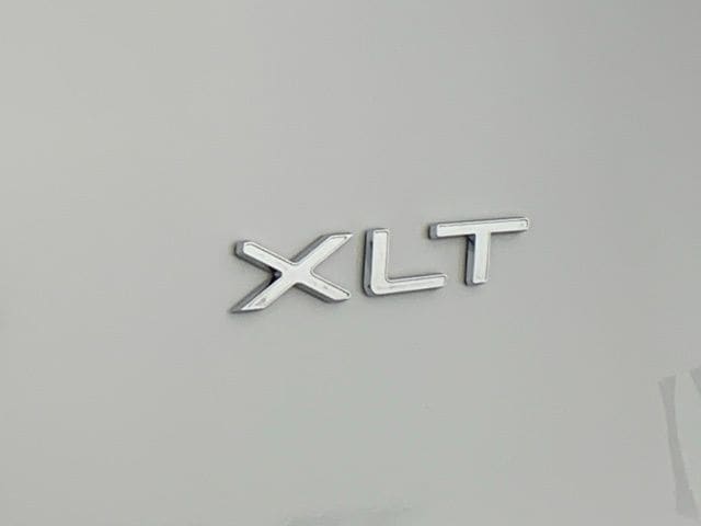 2025 Ford Transit Passenger Van XLT - Photo 14