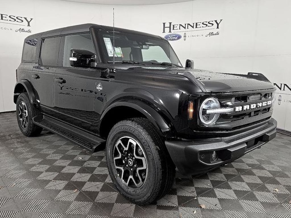 New 2025 Ford Bronco Outer Banks SUV