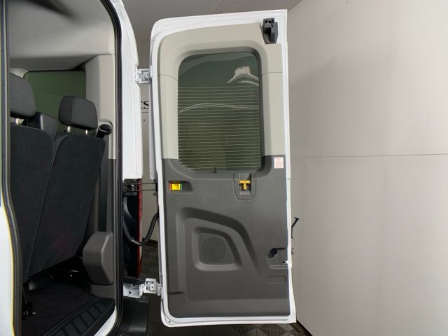 2025 Ford Transit Passenger Van XLT - Photo 39