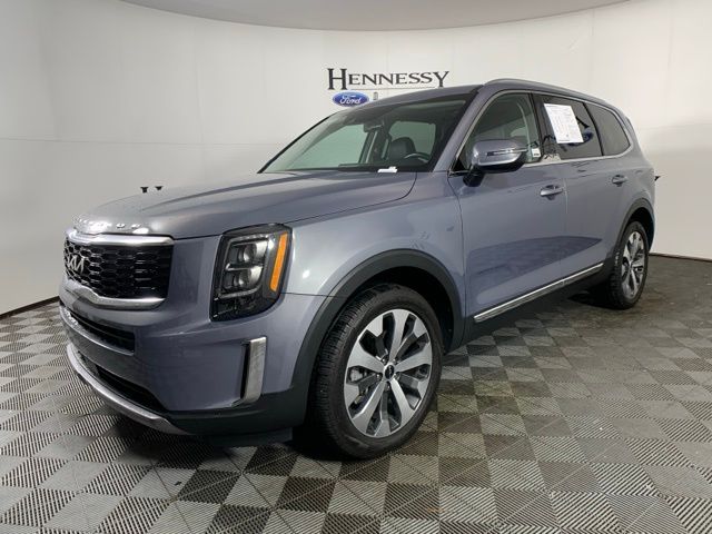 2022 Kia Telluride EX photo 2