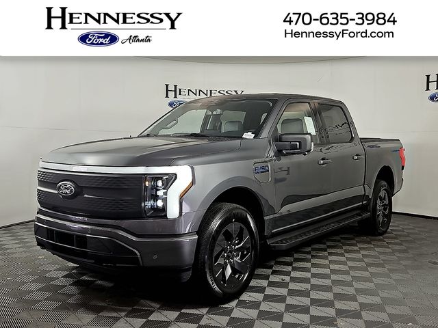 2025 Ford F-150 Lightning Flash's photo