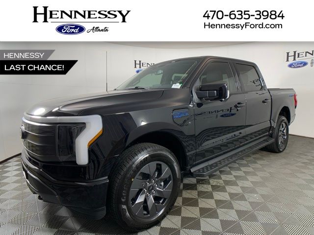 2025 Ford F-150 Lightning Lariat's photo