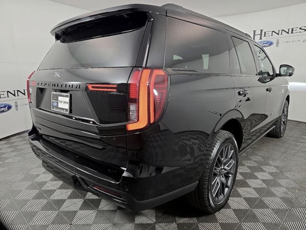 New 2025 Ford Expedition Platinum SUV