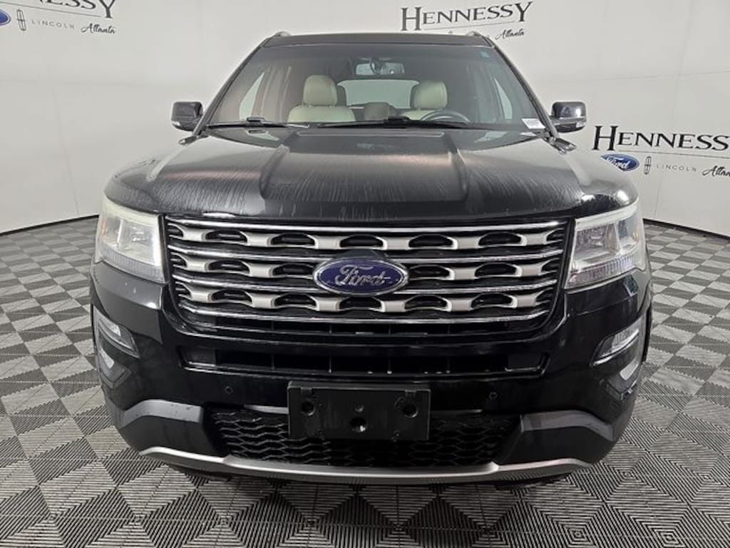 Used 2017 Ford Explorer XLT SUV
