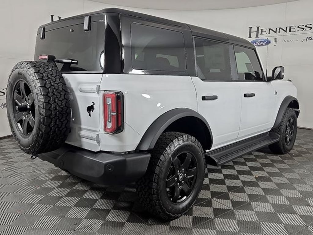 New 2025 Ford Bronco Outer Banks SUV