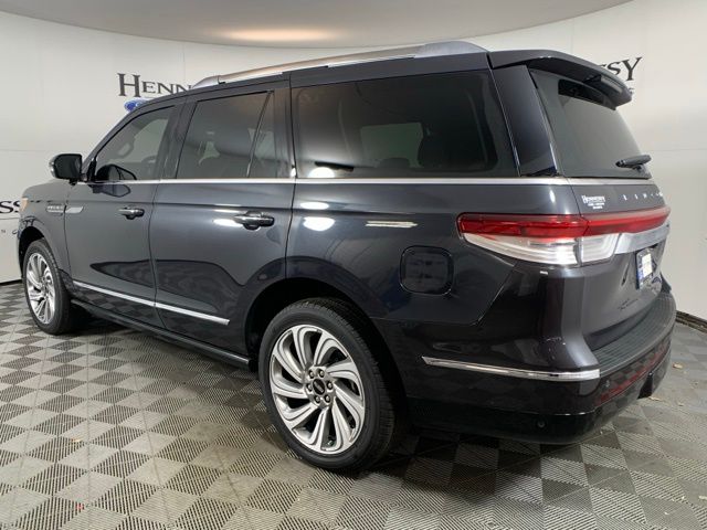 2024 Lincoln Navigator Reserve photo 2